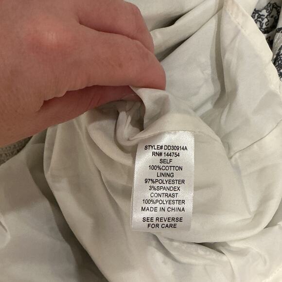 Davi & Dani Black Cream Toile Tiered Ribbon Shoulder Tie Maxi Dress Size Large - Picture 13 of 14